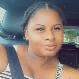 Meet your Posher, Savannah